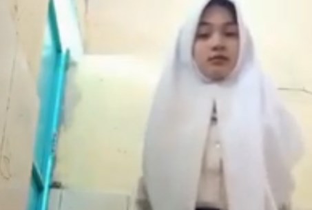 Toilet Kantor Ngintip Pipis Abgviral 2024