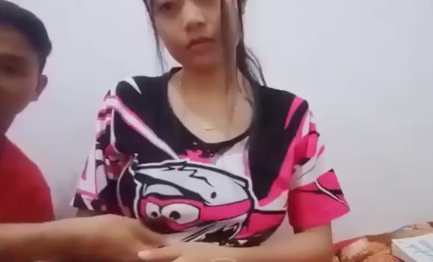 Bã¶K3p Hijab Menikmati Ngentot Dengan Pacar